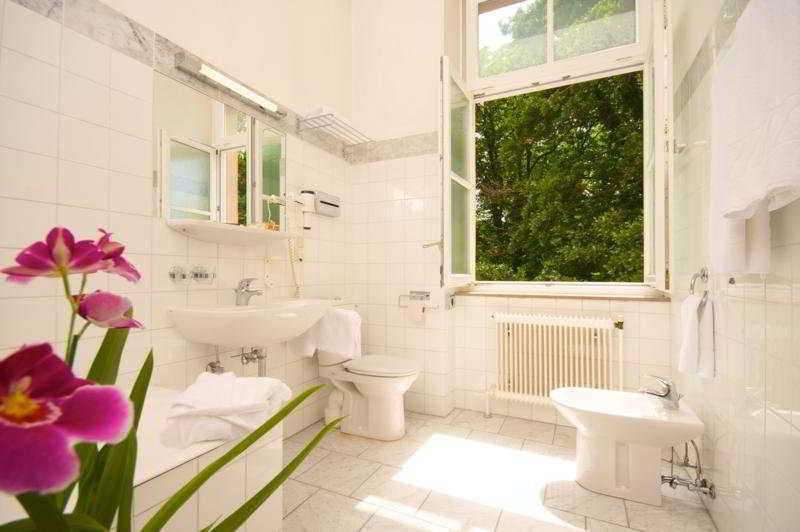 Das Gutenbrunn Thermen & Sporthotel 巴登 外观 照片