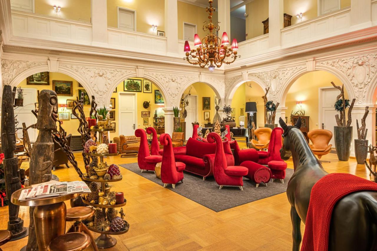 Das Gutenbrunn Thermen & Sporthotel 巴登 外观 照片