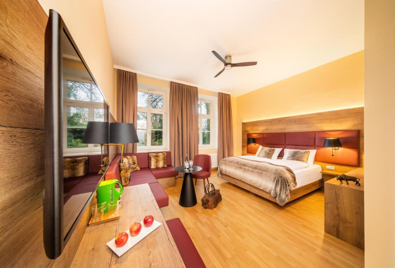Das Gutenbrunn Thermen & Sporthotel 巴登 外观 照片